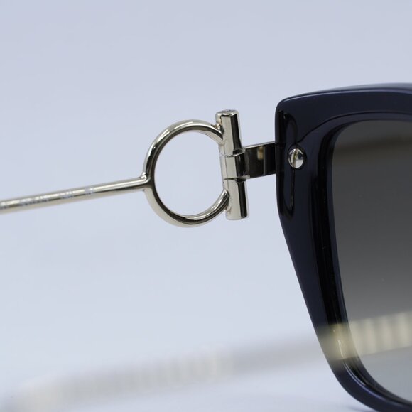 ?️ New Salvatore Ferragamo SF928S 001 Sunglasses - Black  display picture 1